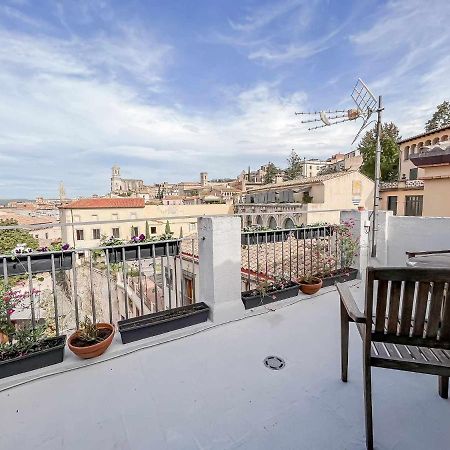 Romantic Duplex With Terrace And Great Views Girona Exterior photo