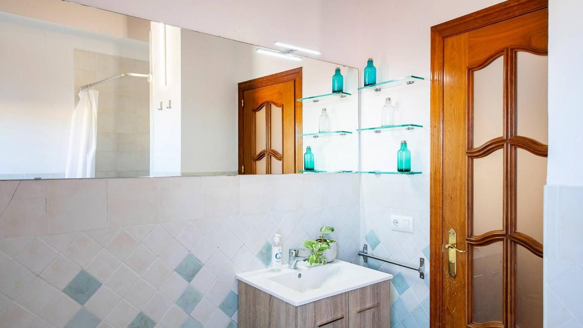 Romantic Duplex With Terrace And Great Views Girona Room photo