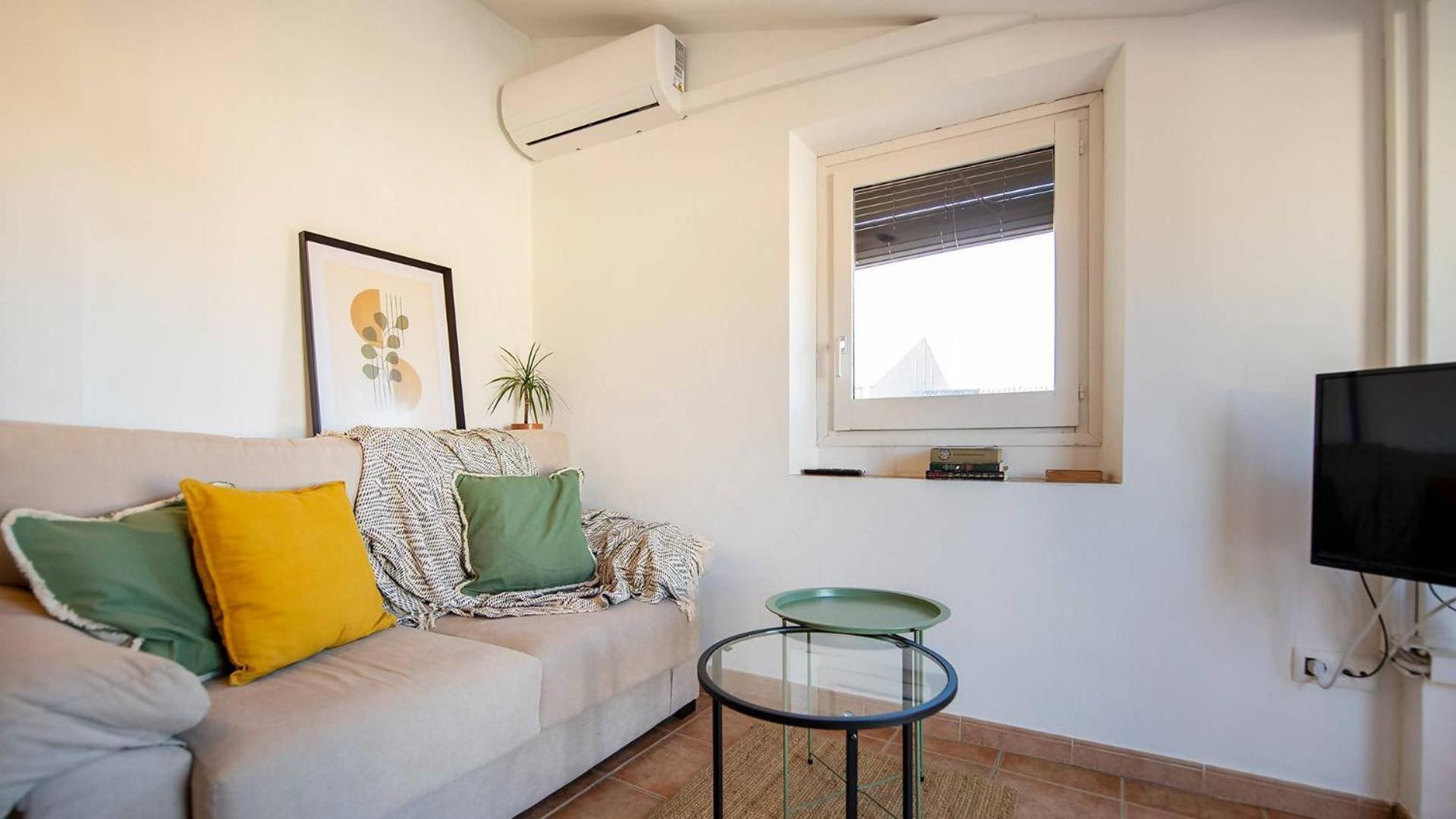 Romantic Duplex With Terrace And Great Views Girona Room photo